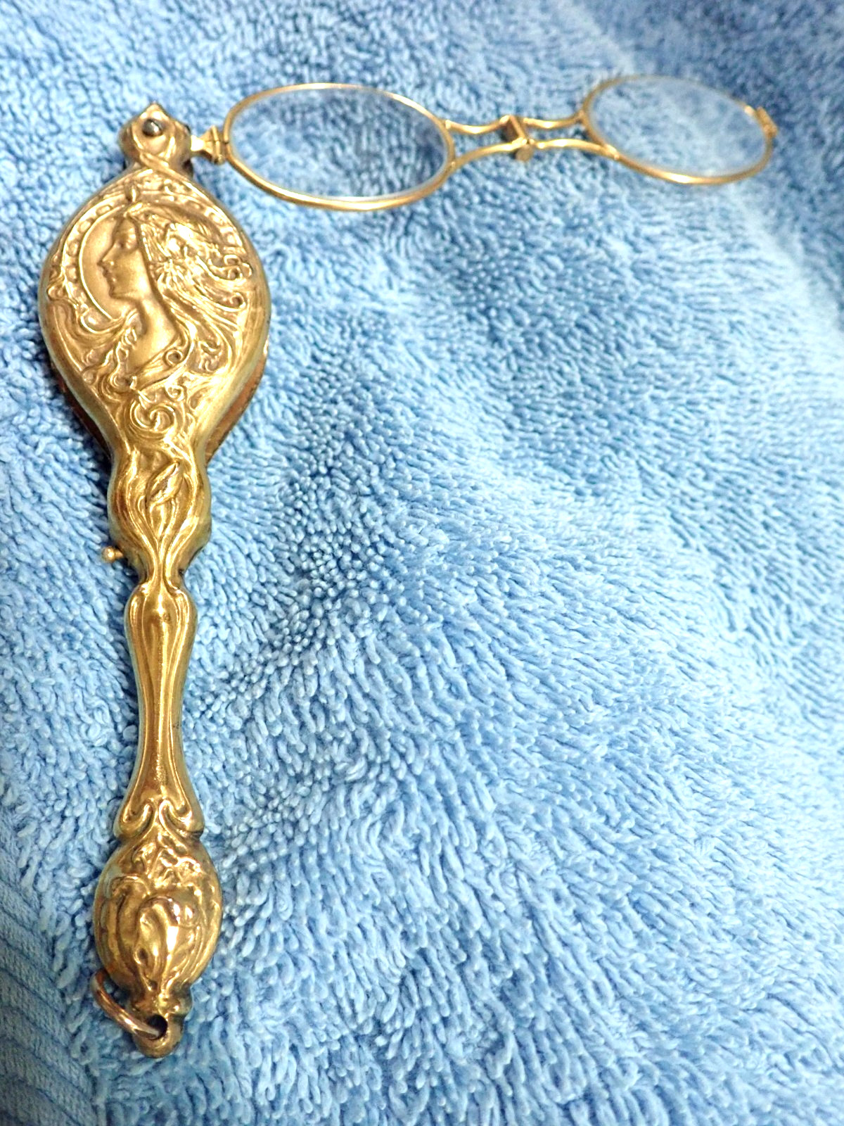 RARE GOLD FILLED “GIBSON GIRL” ART NOUVEAU 1899 REPOUSEE LORGNETTE!