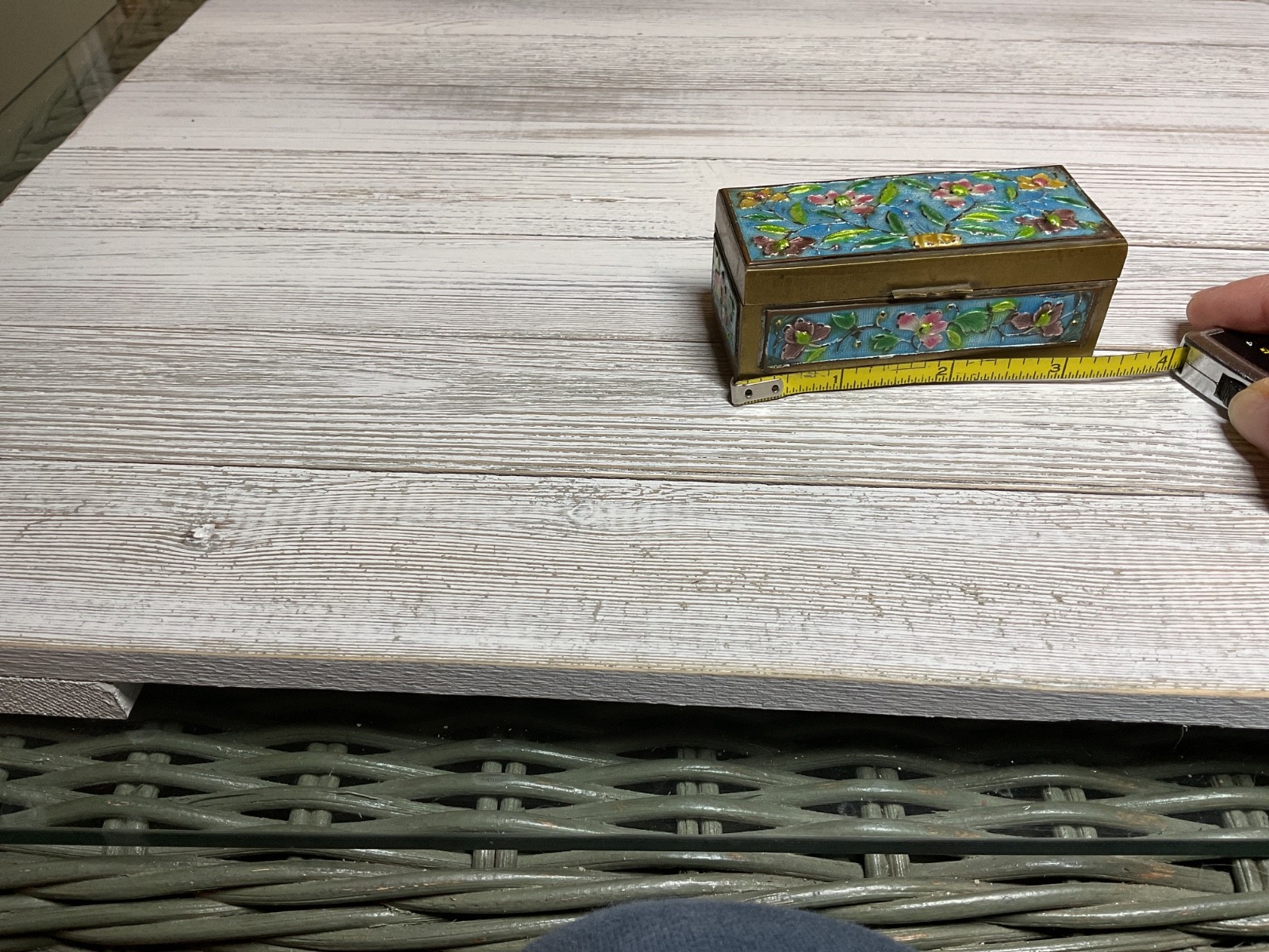 Vintage Antique Chinese Cloisonné Brass Stamp Box Enamel Divided. Floral. China.