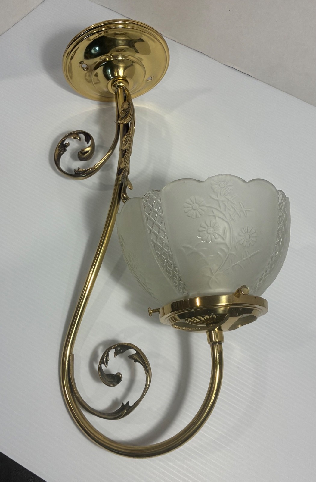 Ornate Victorian Polished Brass Electric light fixture