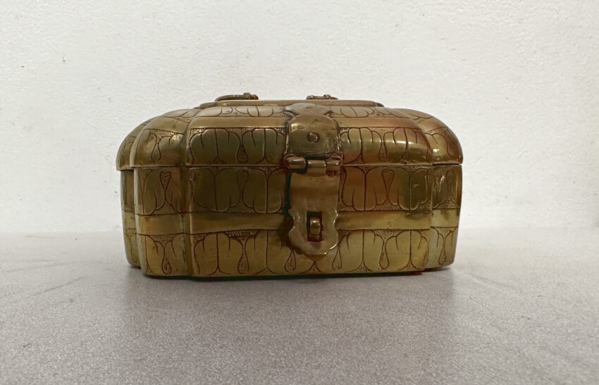 Authentic Early 18th English brass travel box in excellent original condition.