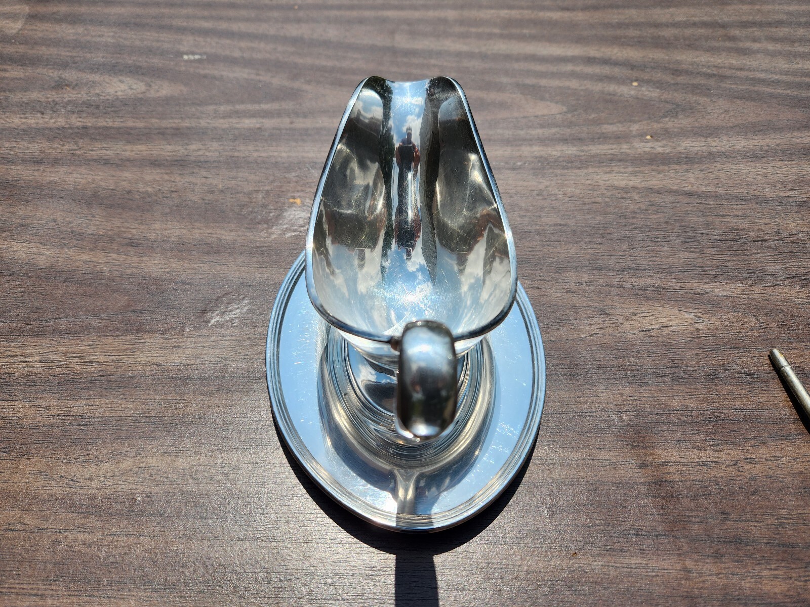 W.B. Mfg. co Gravy Server