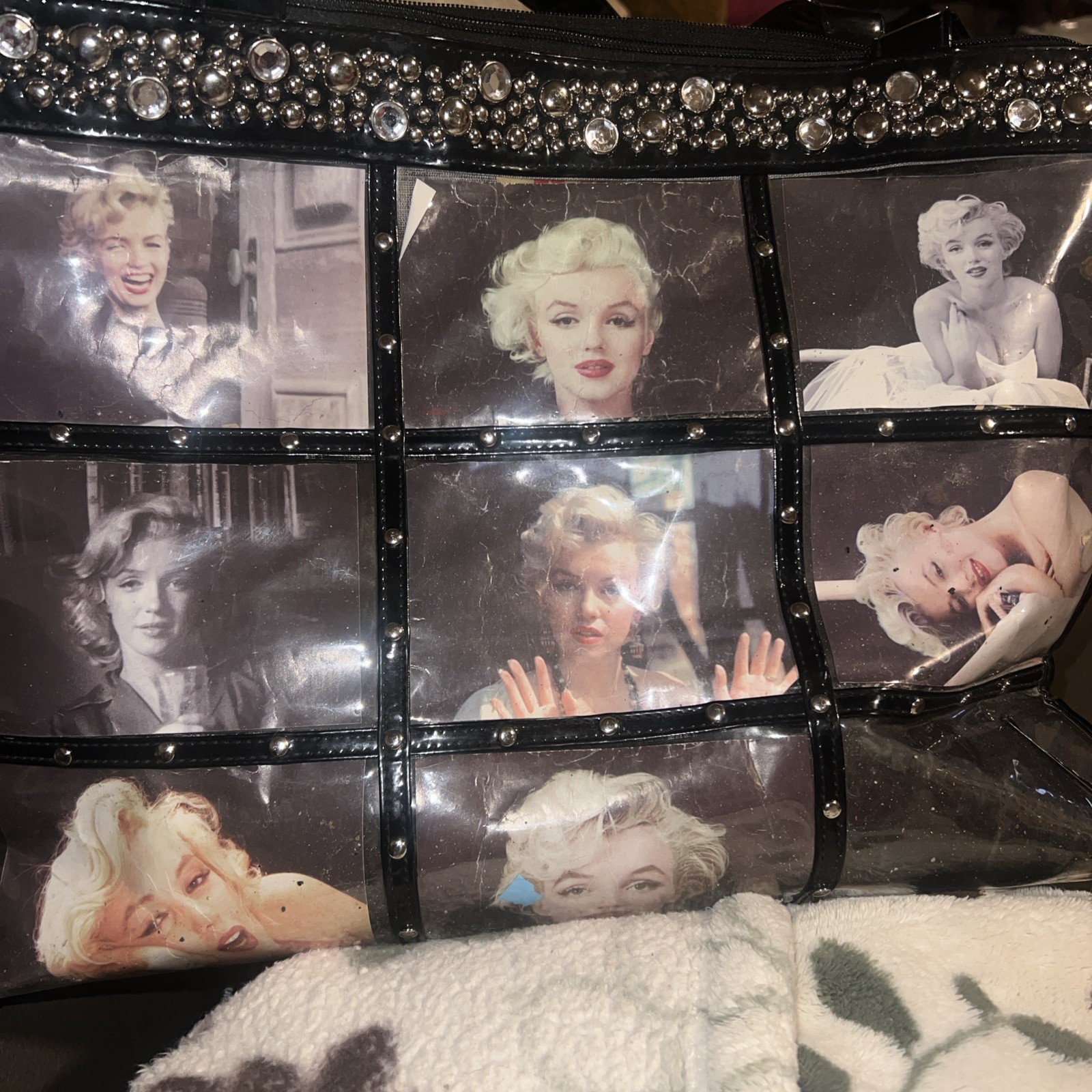 Original Marilyn Monroe purse w/removable pics