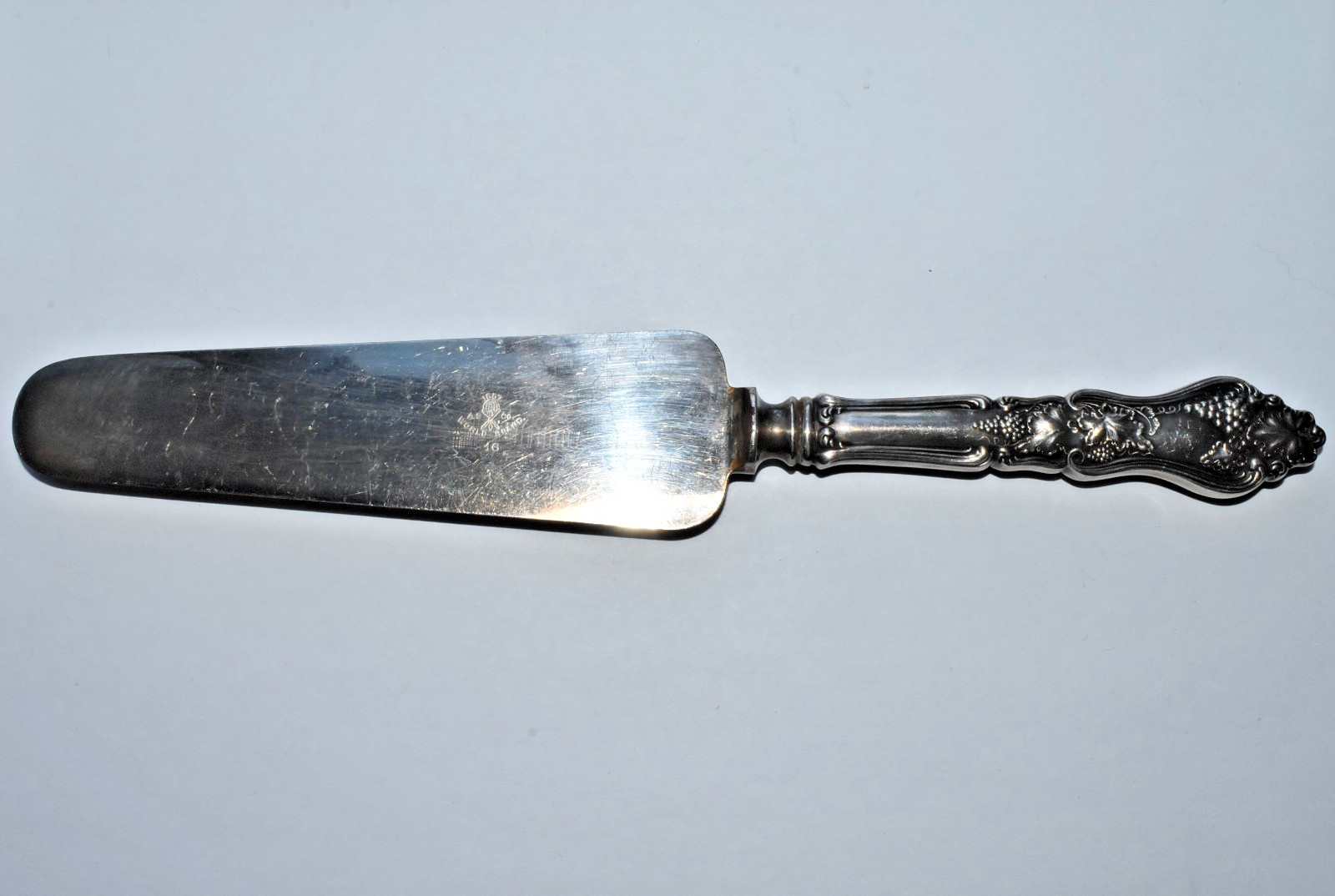 American Silver Company 1857 World Brand Silverplate Cake Serving Knife
