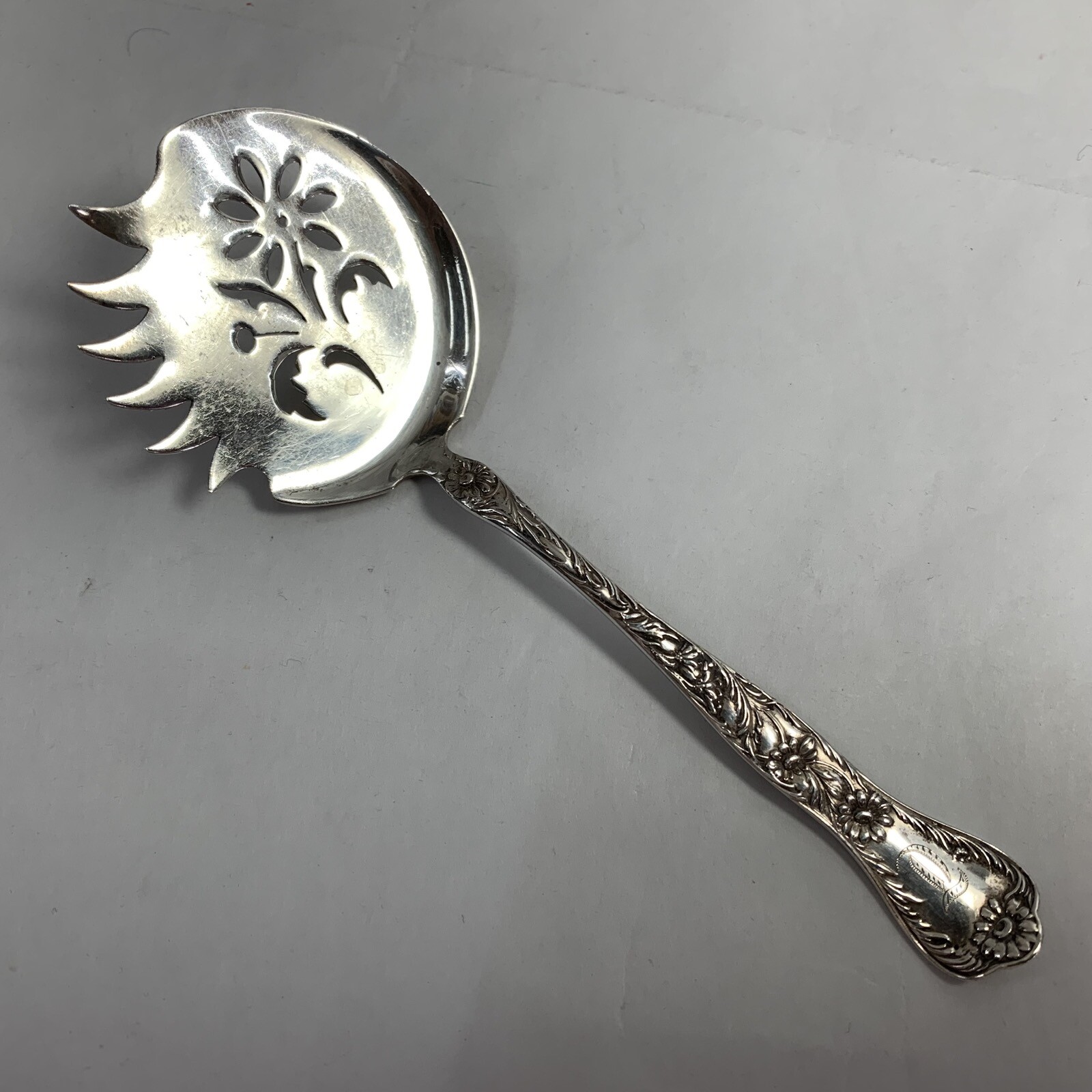 Gorham Sterling Flatware, Marguerite, Cucumber Server, 5 3/4 inches