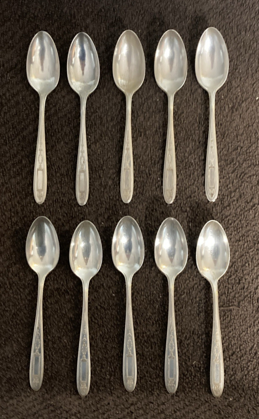 Oneida Grosvenor teaspoons – set of ten silverplate – vintage – Nice!