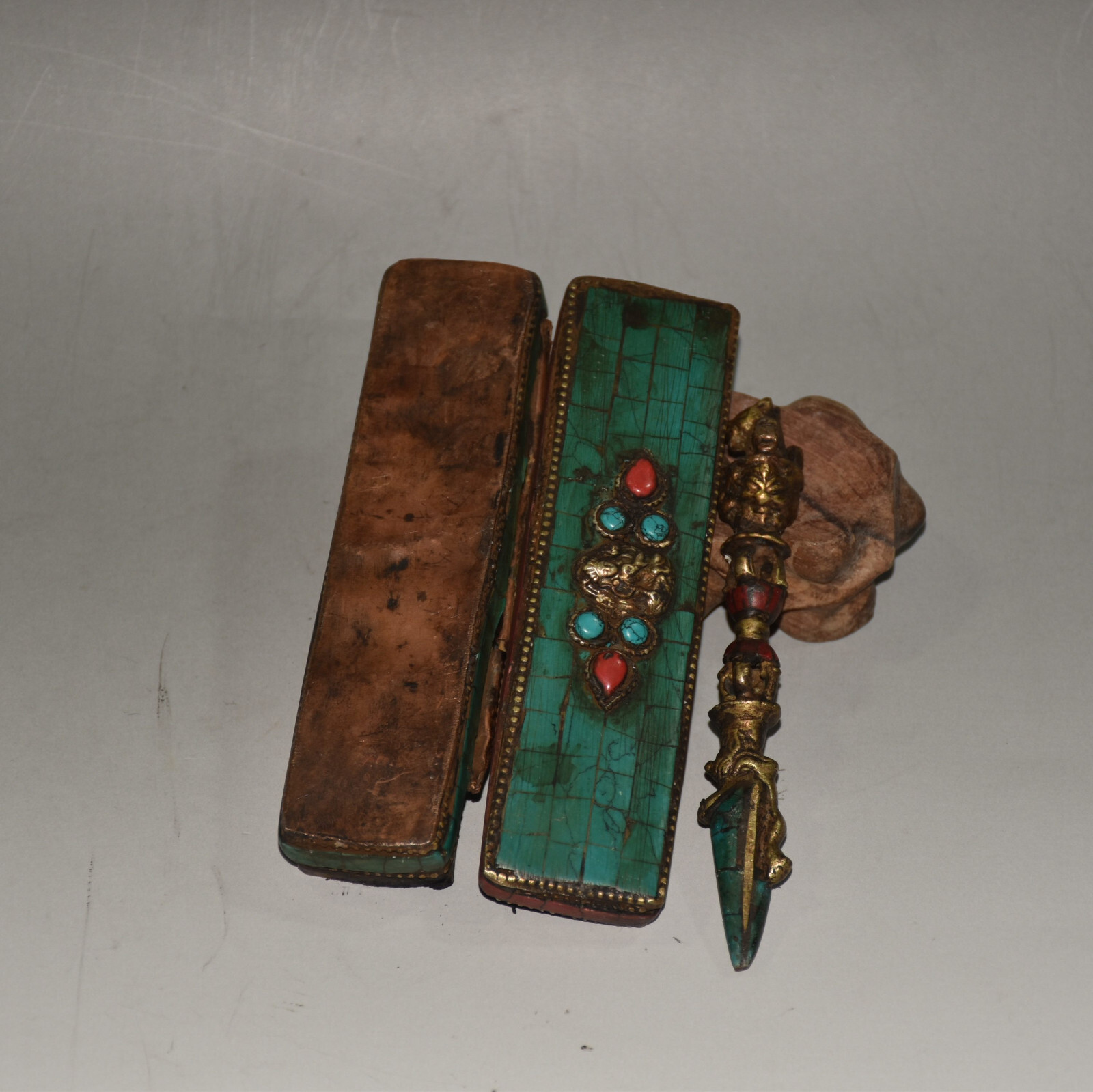 Collect pure copper inlay green and red turquoise box tibet artifact decoration