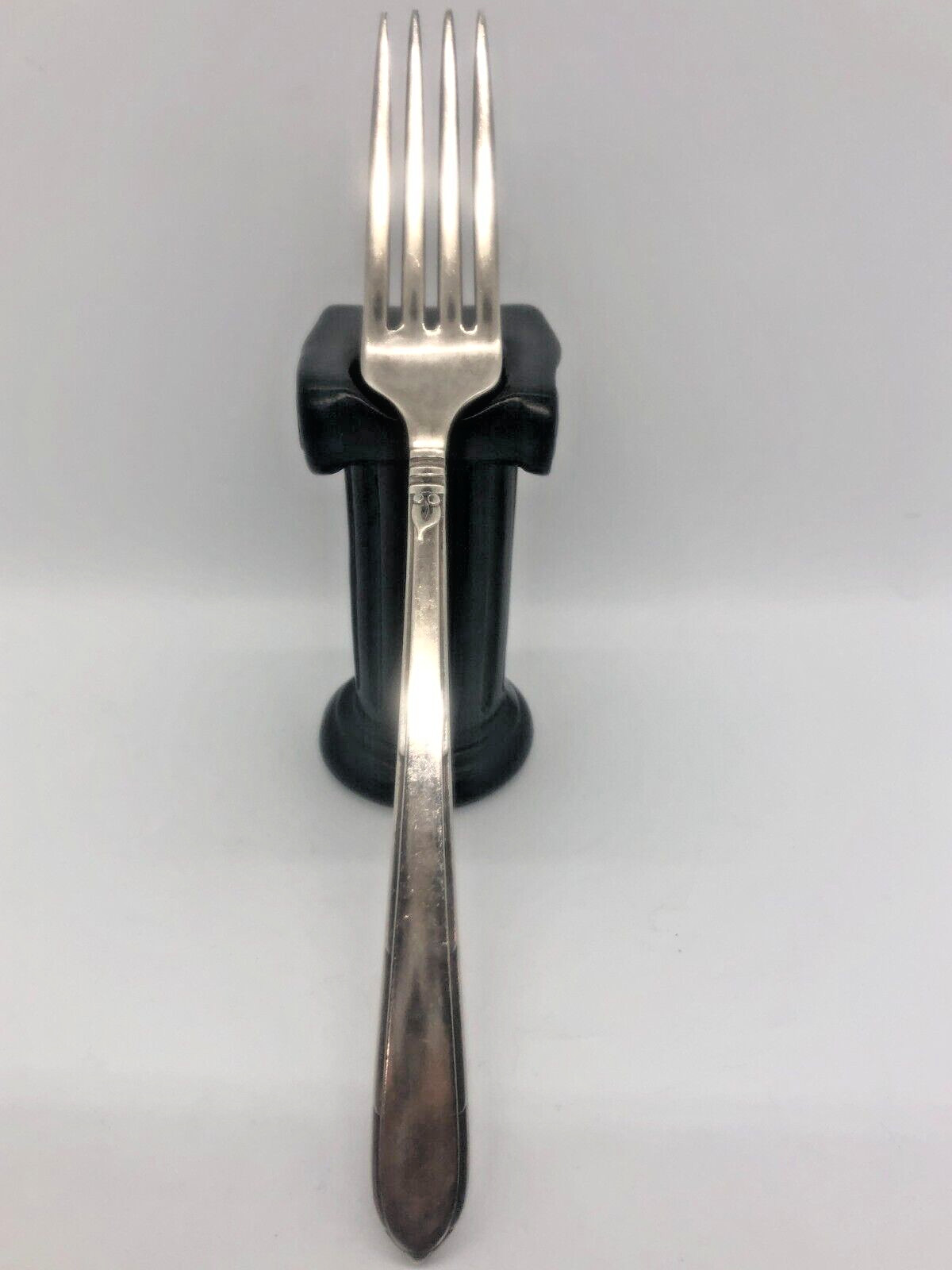 Community Plate Berkley Square Silverplate 1935-1942 1.8 oz. Dinner Fork 7.75″ L