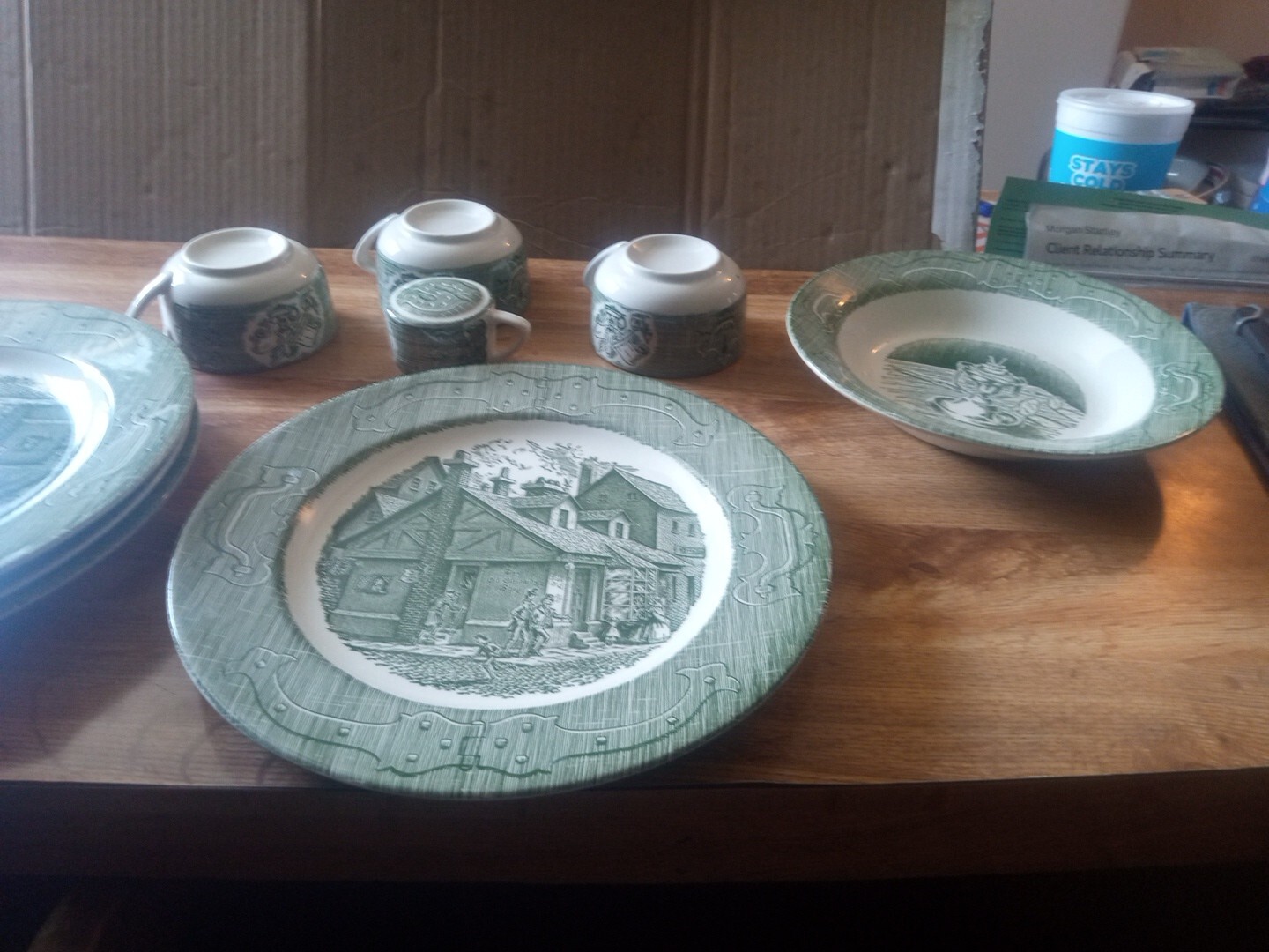VINTAGE,THE OLD CURIOSITY SHOP VILLAGE, PLATE’S , BOWL, COFFEE CUPS, SALT SHAKER