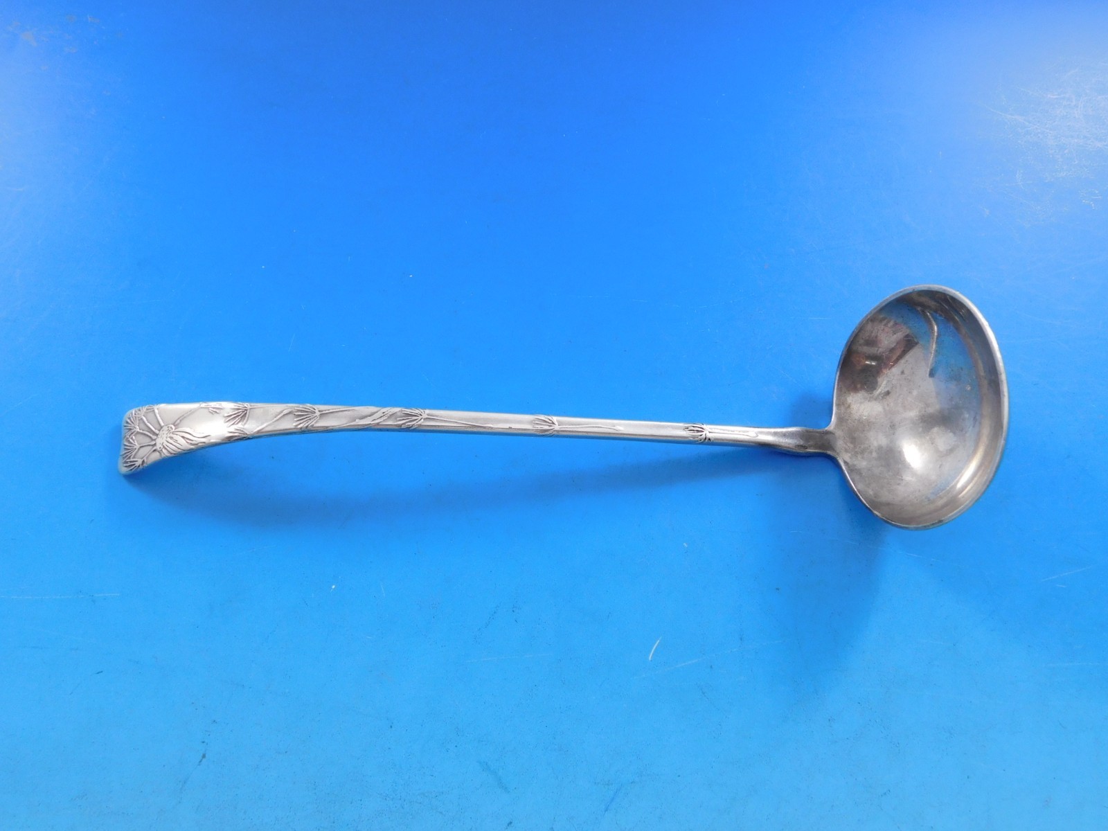 Lap Over Edge Acid Etched by Tiffany Sterling Sauce Ladle Dandelions Floral 7″