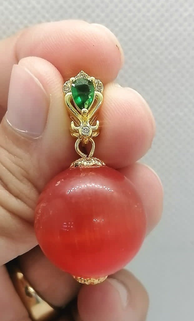 Red Cat’s Eye Quartz Ball Pendant Green Stone CZ Accent Jewelry