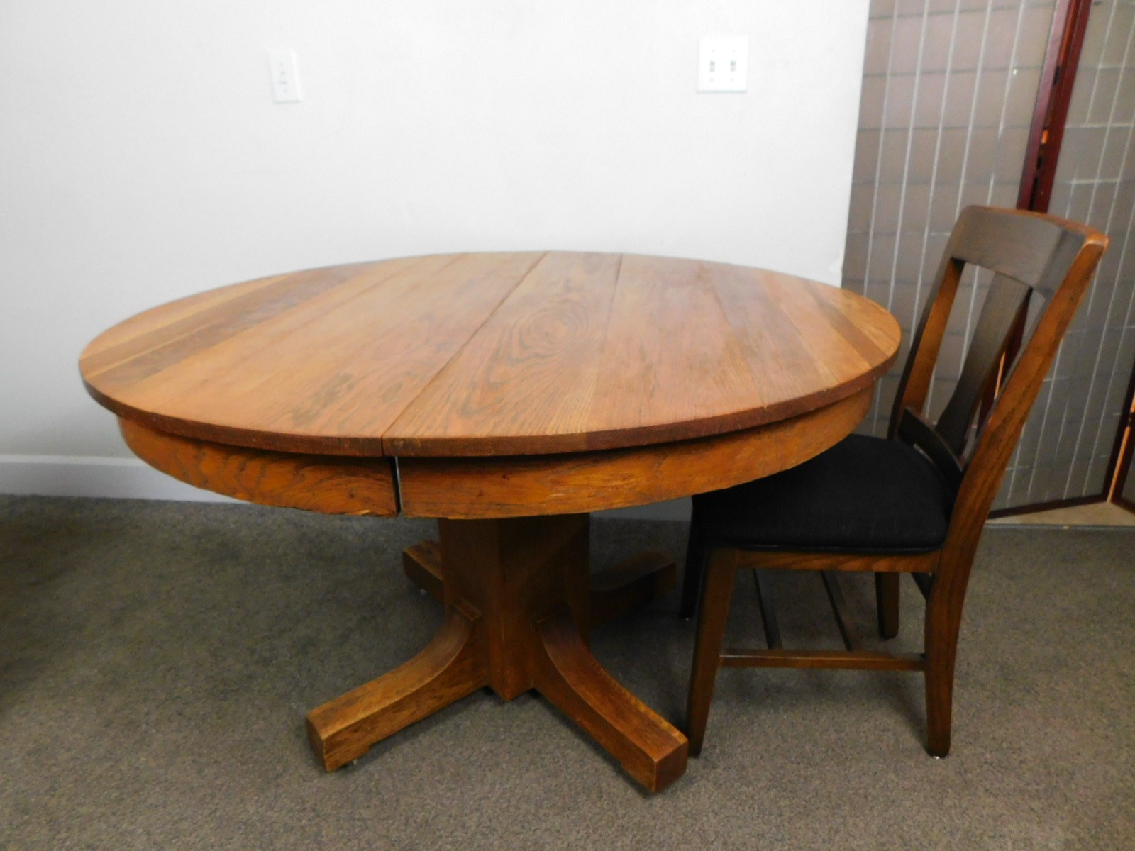 Antique Solid Oak 48″ Mission Arts Crafts Round Dining Table Pedestal Base SHIPS