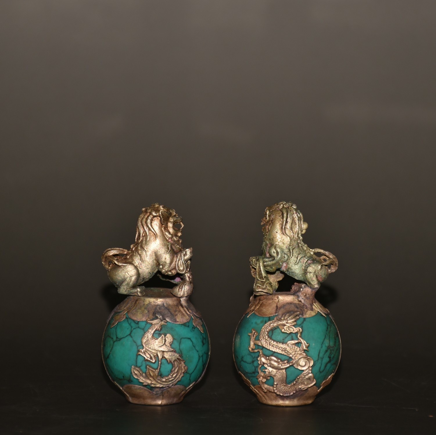 Collect old turquoise copper core silver plated dragon phoenix lions ball statue