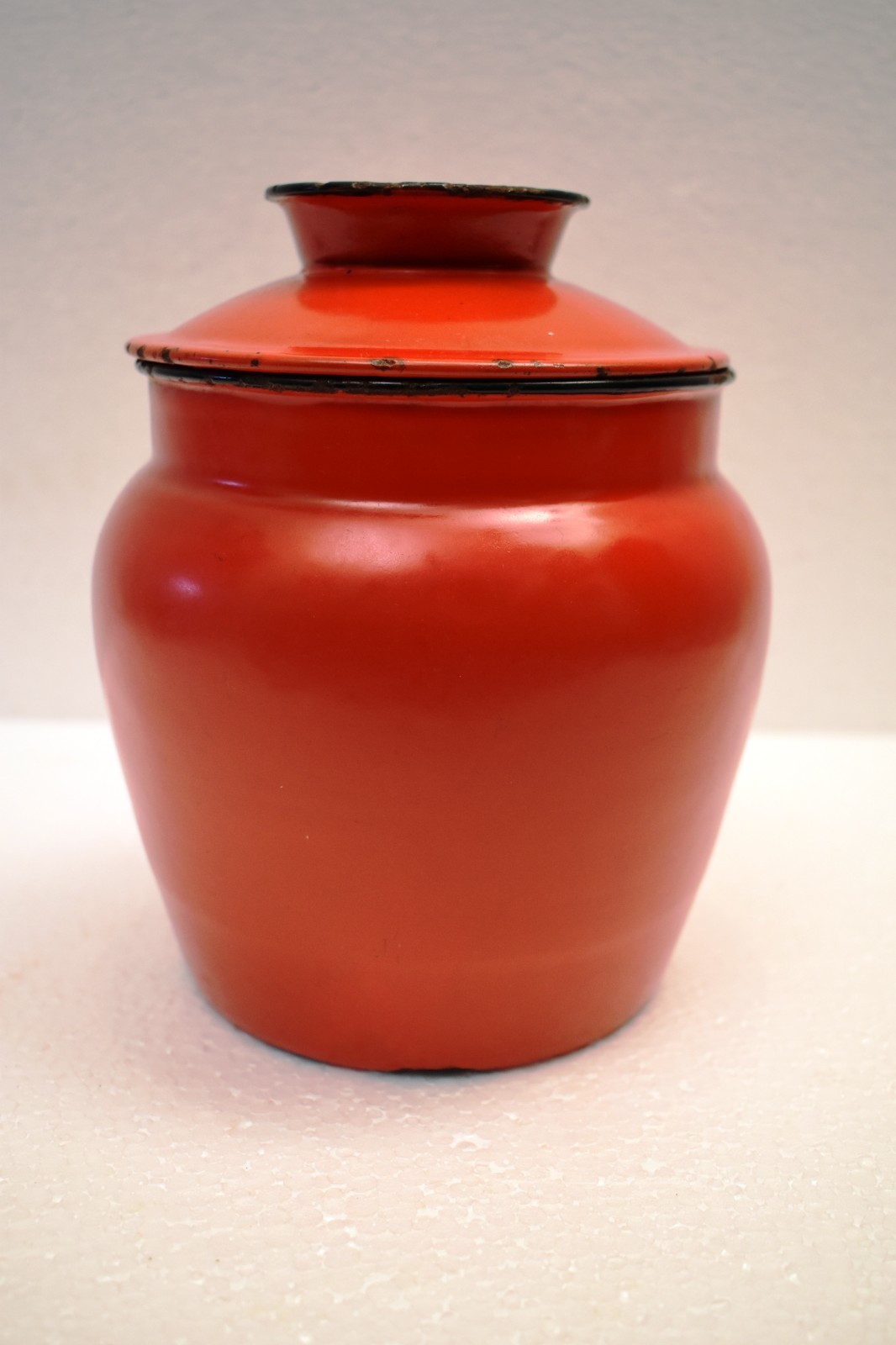 Vintage Red Enamel Storage Jar Canister w Lid Rustic Kitchen Decor 7 Inch Old”R5