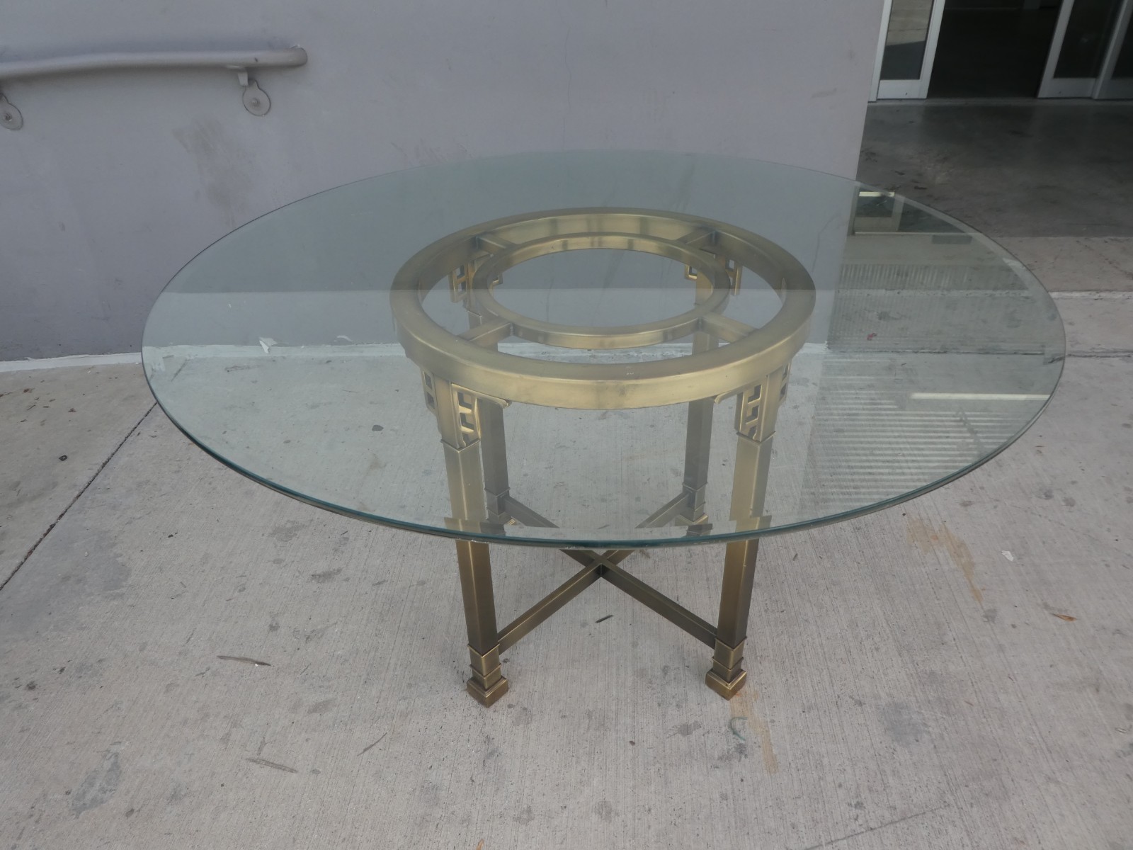 CLASSIC MASTERCRAFT ROUND BRASS GREEK KEY DINING OR CENTER TABLE