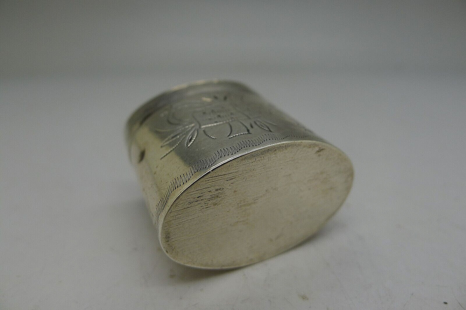 DUTCH SILVER HAT BOX SHAPED PEPPERMINT SNUFF BOX CHATELAINE FOR CHAIN RARE 1810