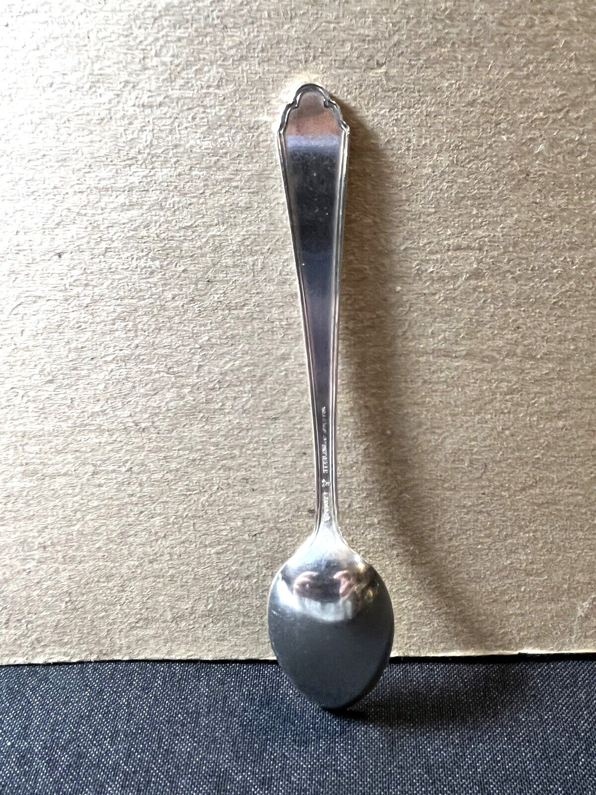 Lunt Sterling Silver Teaspoon William & Mary Monogrammed 18 Grams. ML