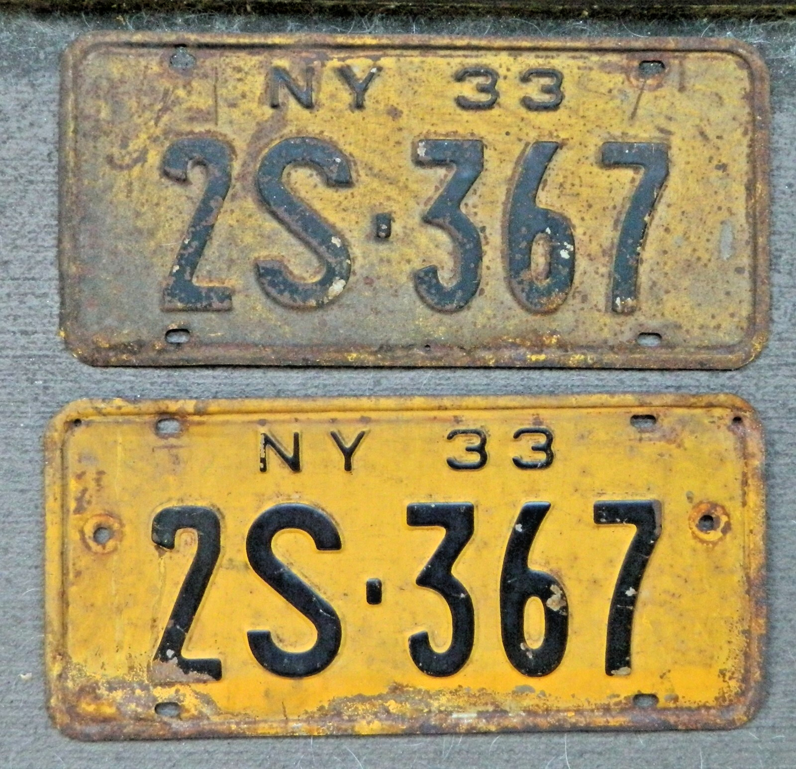 1933 SET OF 2 NEW YORK STATE LICENSE PLATES