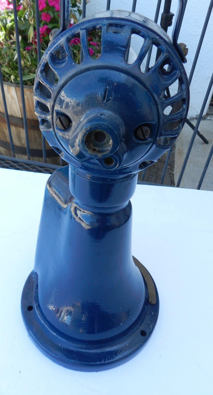 General Electric Fan Coin Operated 5 cents, Base Part Only