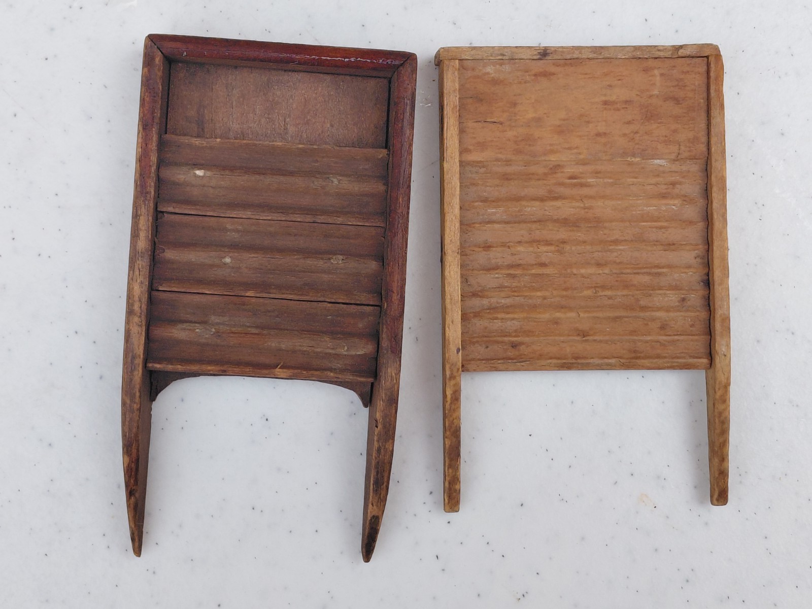 4 Tiny Vintage Doll Miniature Washboards Wood And Metal & 2 Ringers Doll Size
