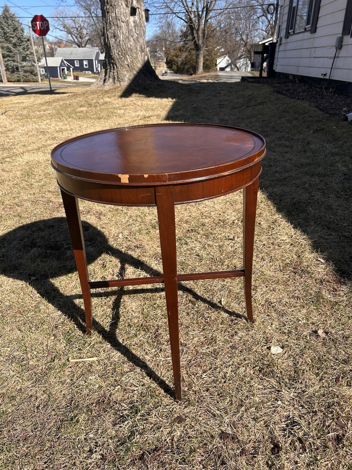 Vintage Art Deco Mahogany Round Side Leather Top Inlay Occasional Table