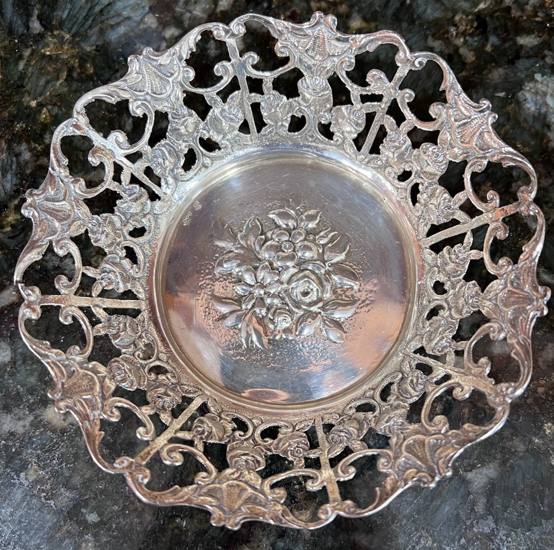 Antique 800 Fine Silver Open Work Dish with a Repousse Floral Design 80gr 5″