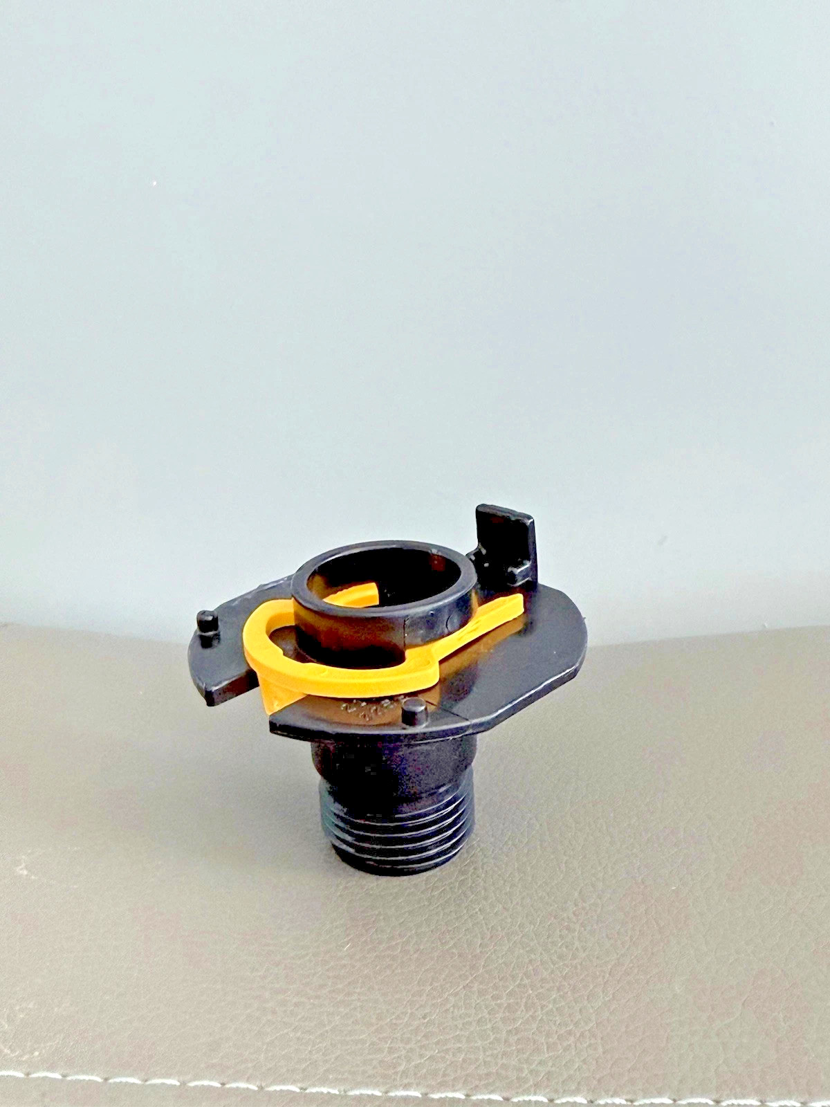 GENUINE OEM SUNCAST HOSE REEL IN TUBE W RETAINER CLIP MADE IN USA (NEW)