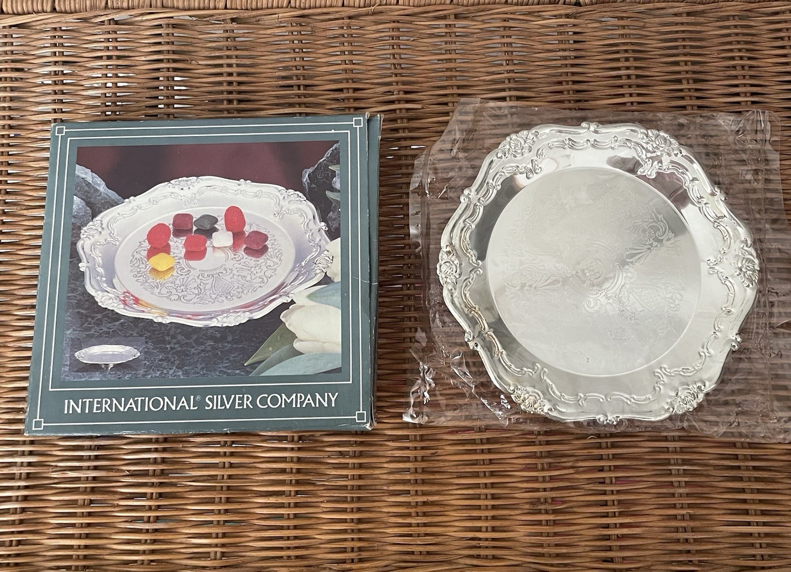 Vintage International Silver Co. 5 1/4 Inch mini Pedestal Dish New In Box