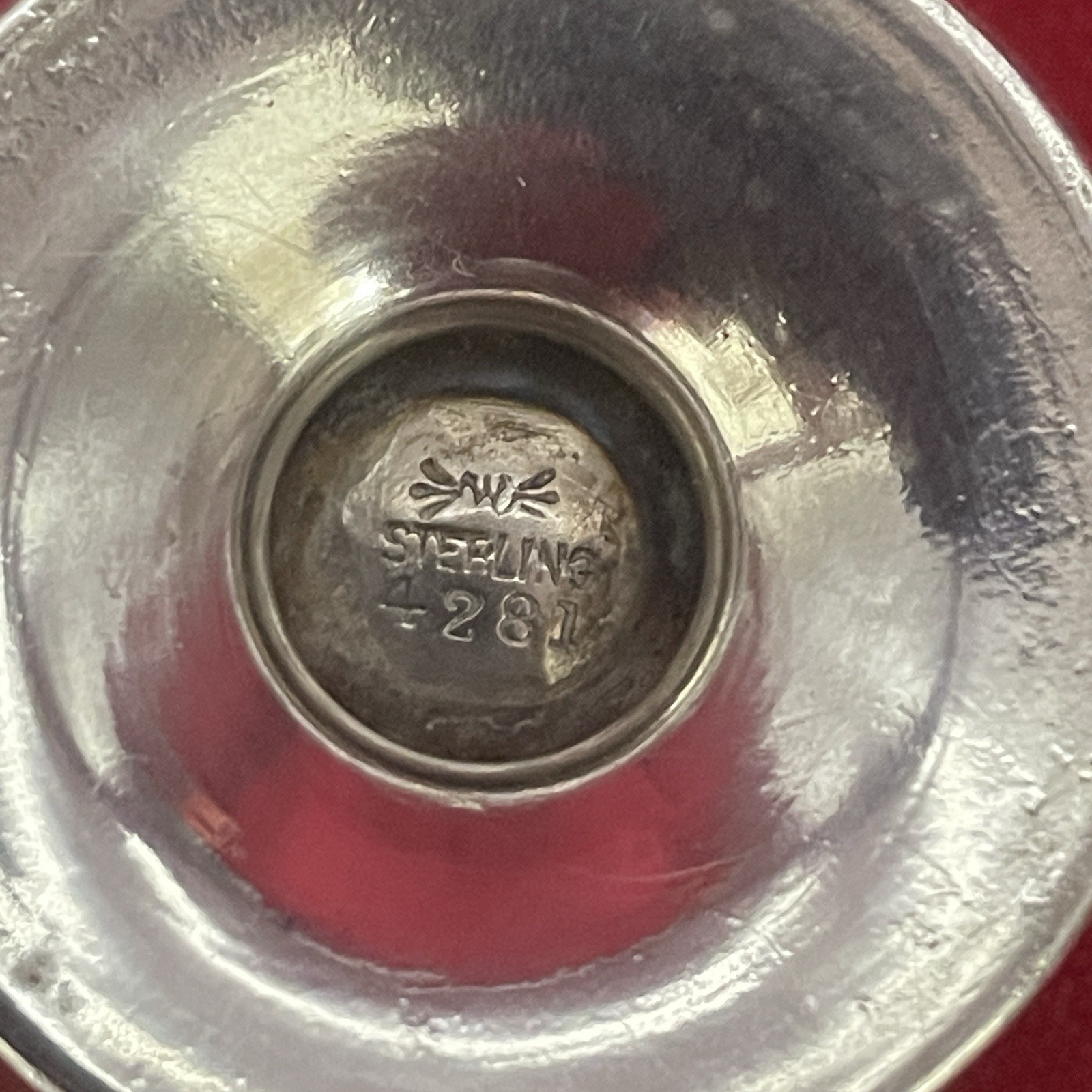 FRANK M WHITING STERLING SILVER 6-SIDED PEDESTAL SALT CELLAR