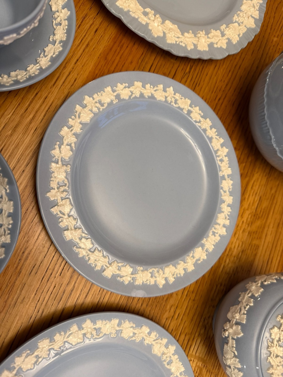 Wedgwood Jasperware Base Set (Great Condition)