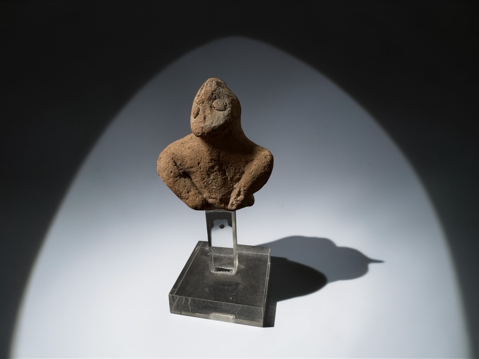 Ancient Mesopotamian or Syrian Terracotta Figurine