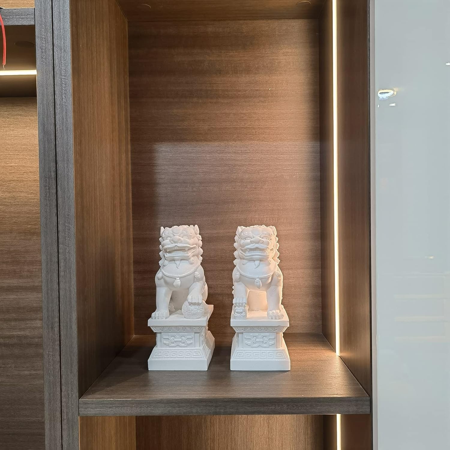 White Stone Foo Dog Statue Pair, Guardian Lions Set