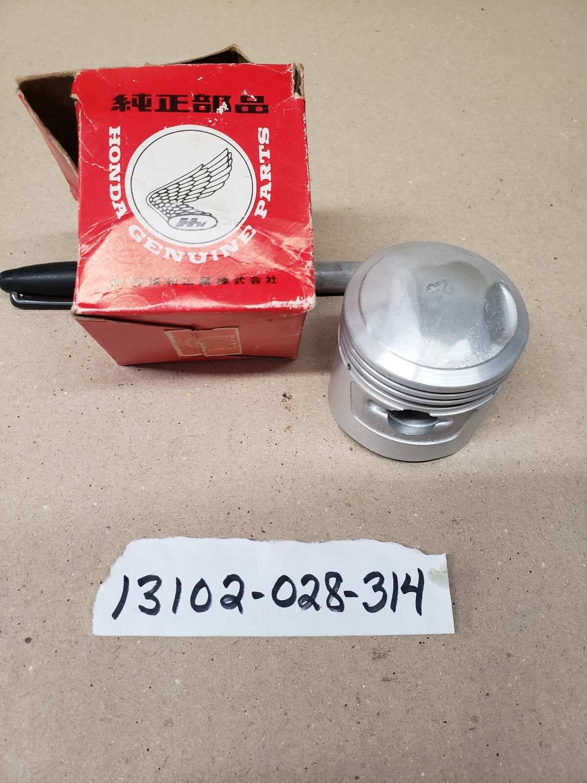 OEM NOS HONDA Honda S90 0.25 O/S 1st Over Piston 13102-028-314