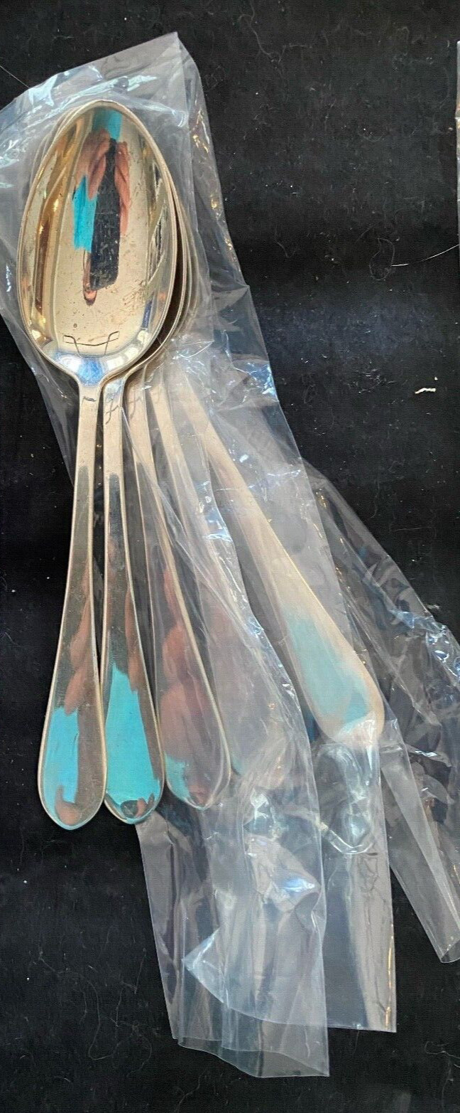 BETSY PATTERSON PLAIN STERLING FLATWARE 4 TEASPOONS FOR 1 BID HAND POLISHED