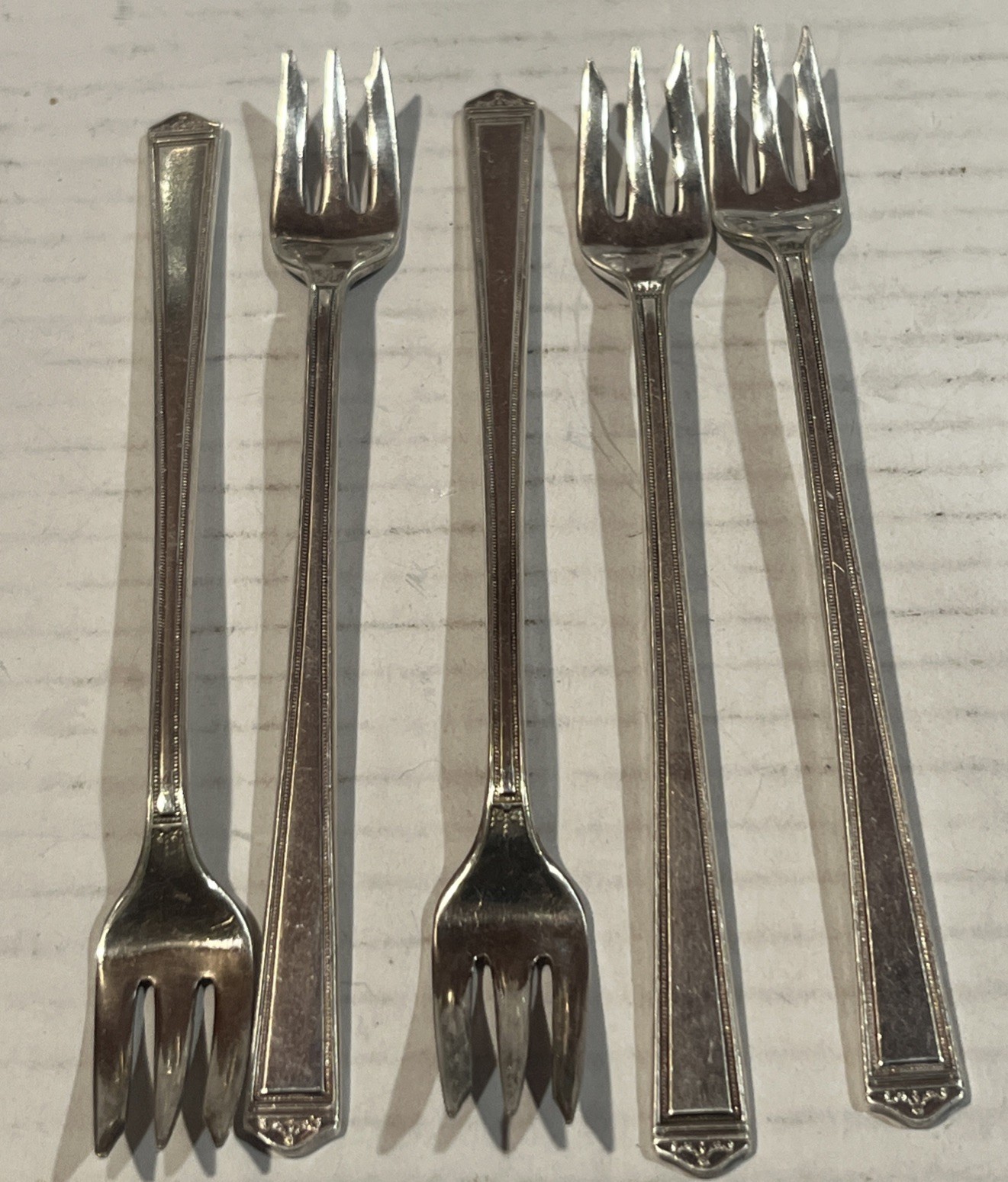 Rogers Bros Flatware Mix Lot Hors D’oeuvres Forks & Serving Piece’s (9)pcs