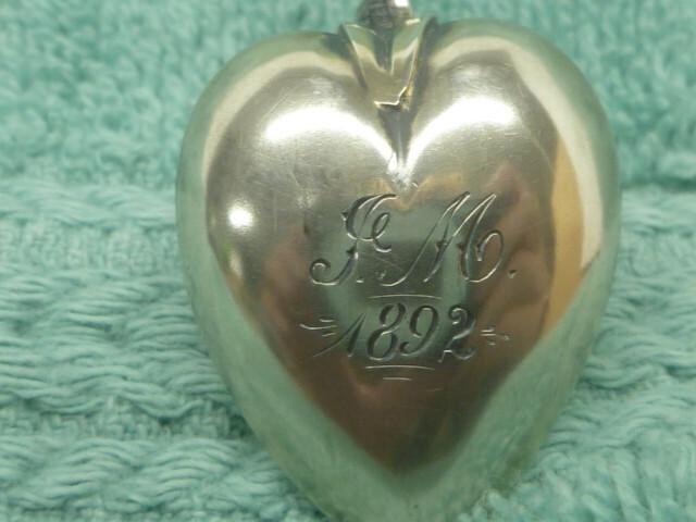 Antique Sterling Silver Souvenir CINCINNATI Beautiful Heart Spiral Floral 1892