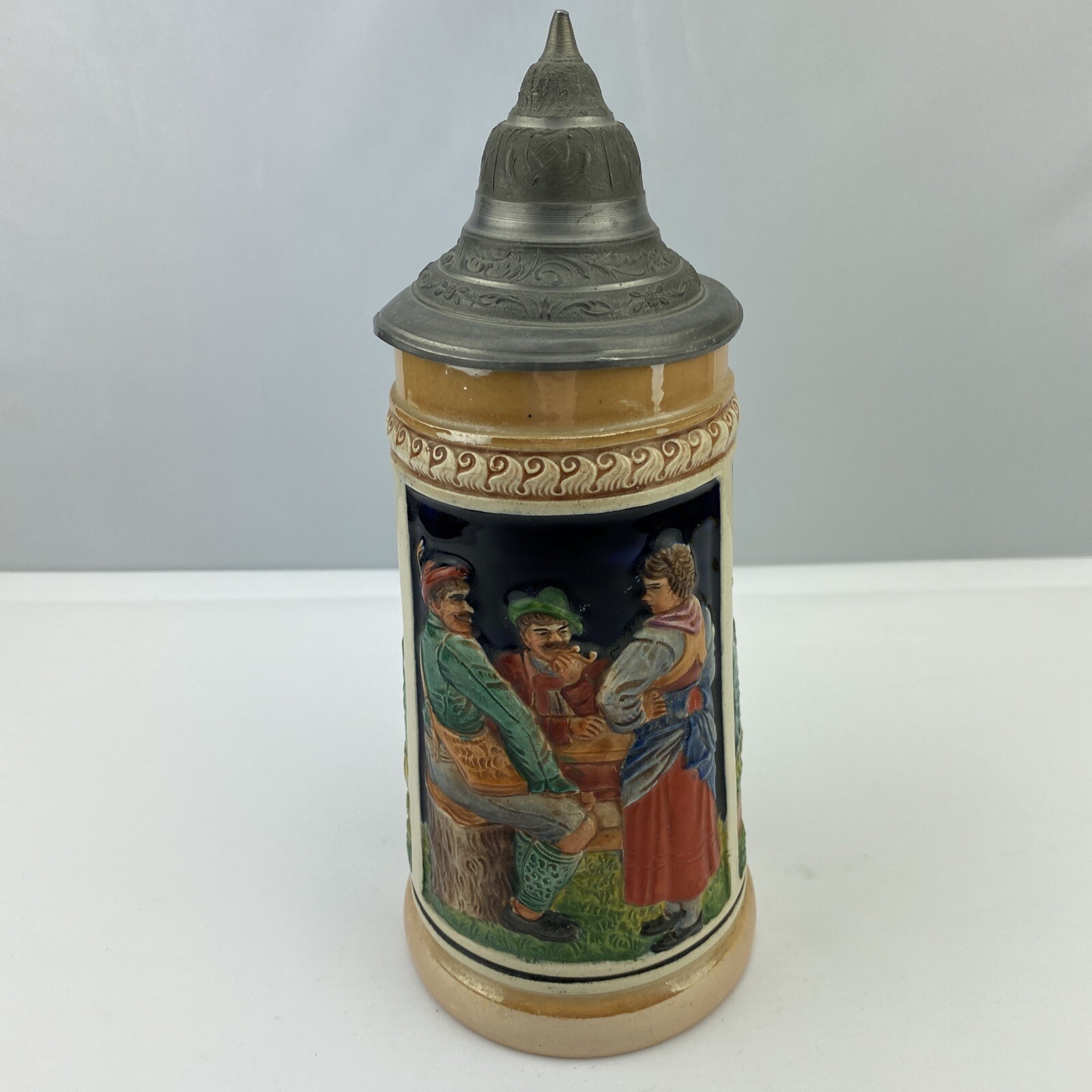 VTG Germany Lidded Beer Stein .5L 9.5″ Tall BR-BS-RT-01
