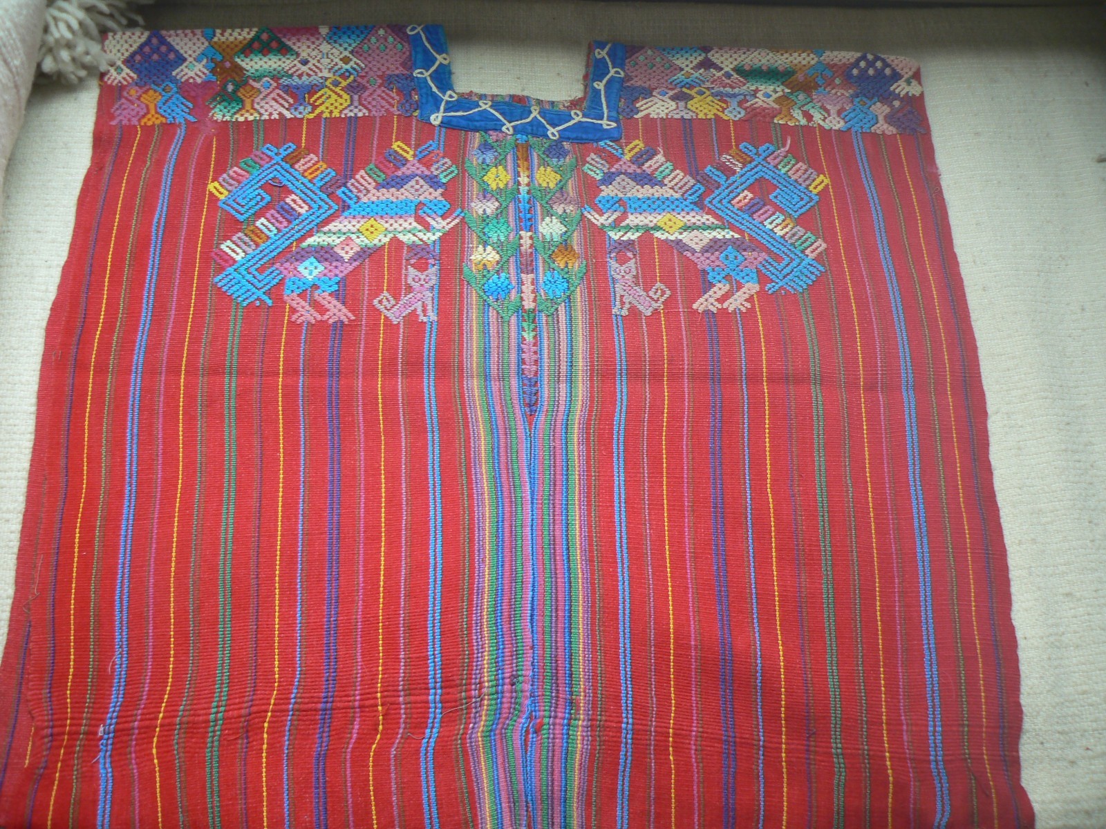 GUATEMALA HUIPIL