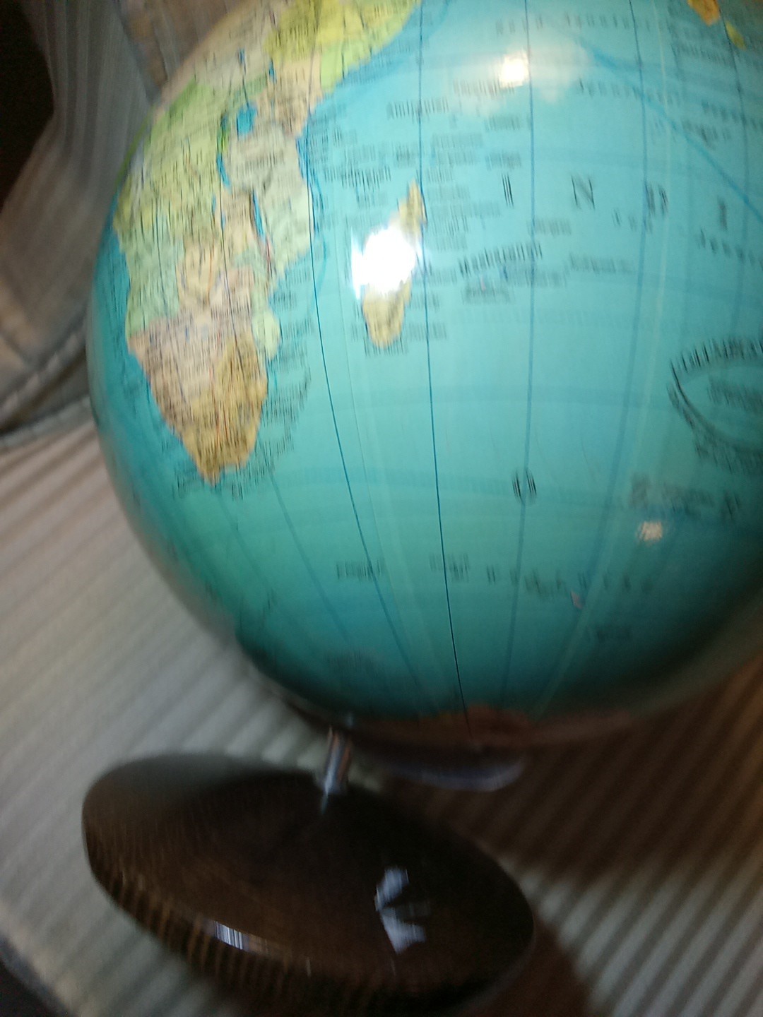 1930s Columbus Erdglobus German Language Globe 10″