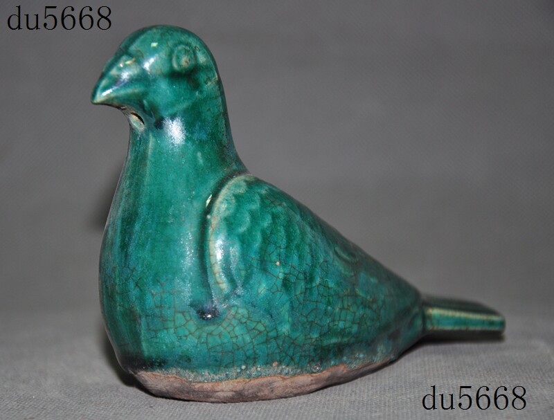 China Feng Shui green glaze Old porcelain pigeon dove bird of peace bird statue