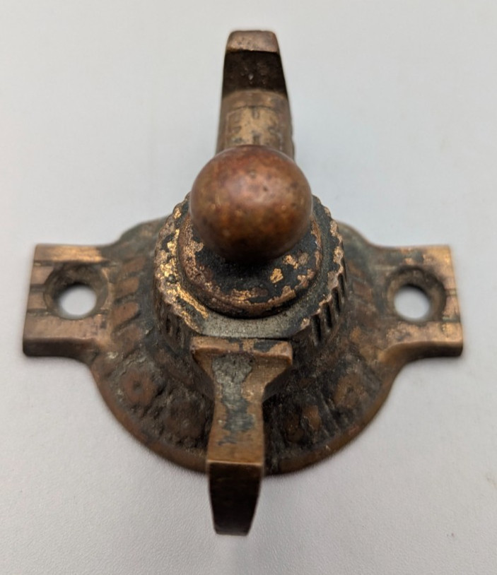 VINTAGE EASTLAKE STYLE BRASS WINDOW LATCH SASH LOCK