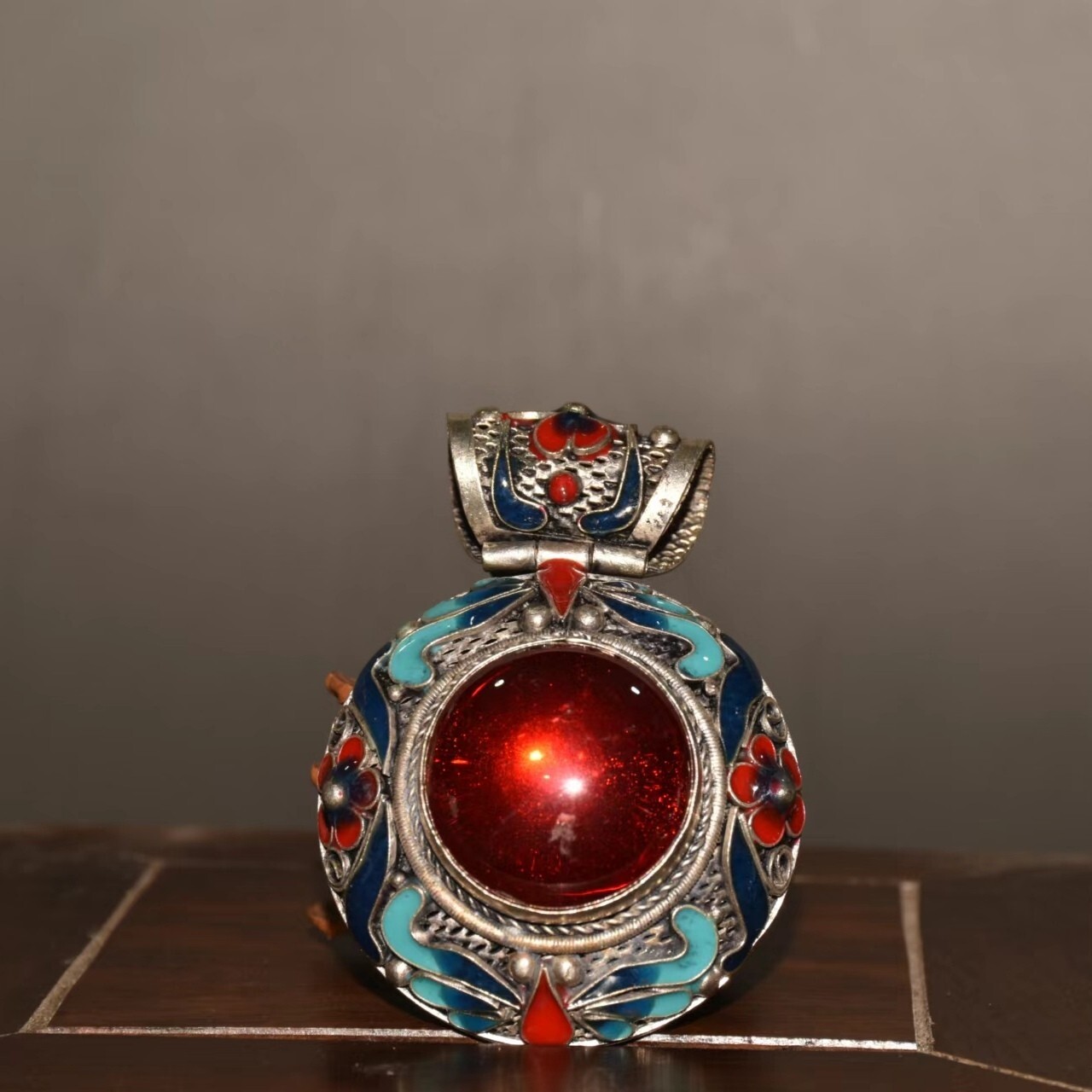 Tibetan silver cloisonn é inlaid zircon gemstone pendant pendant pendant