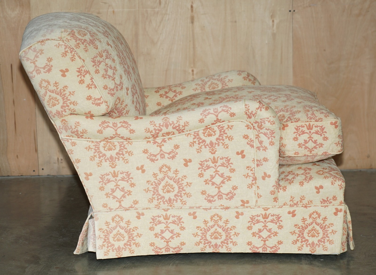 PAIR OF GEORGE SMITH CHELSEA FLORAL UPHOLSTERED HOWARD & SON’S STYLE ARMCHAIRS