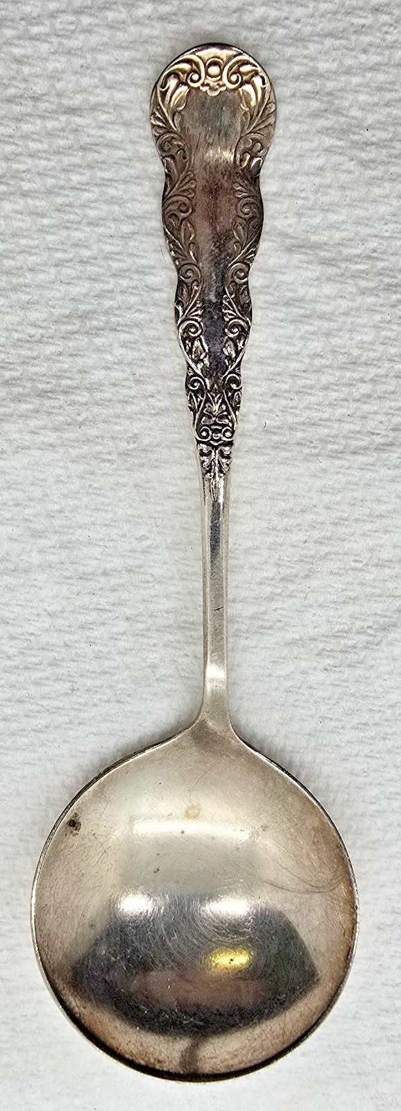 Vintage C. Rogers Bros Soup Spoon 5.75″ Floral Unk Pattern Silver Plated