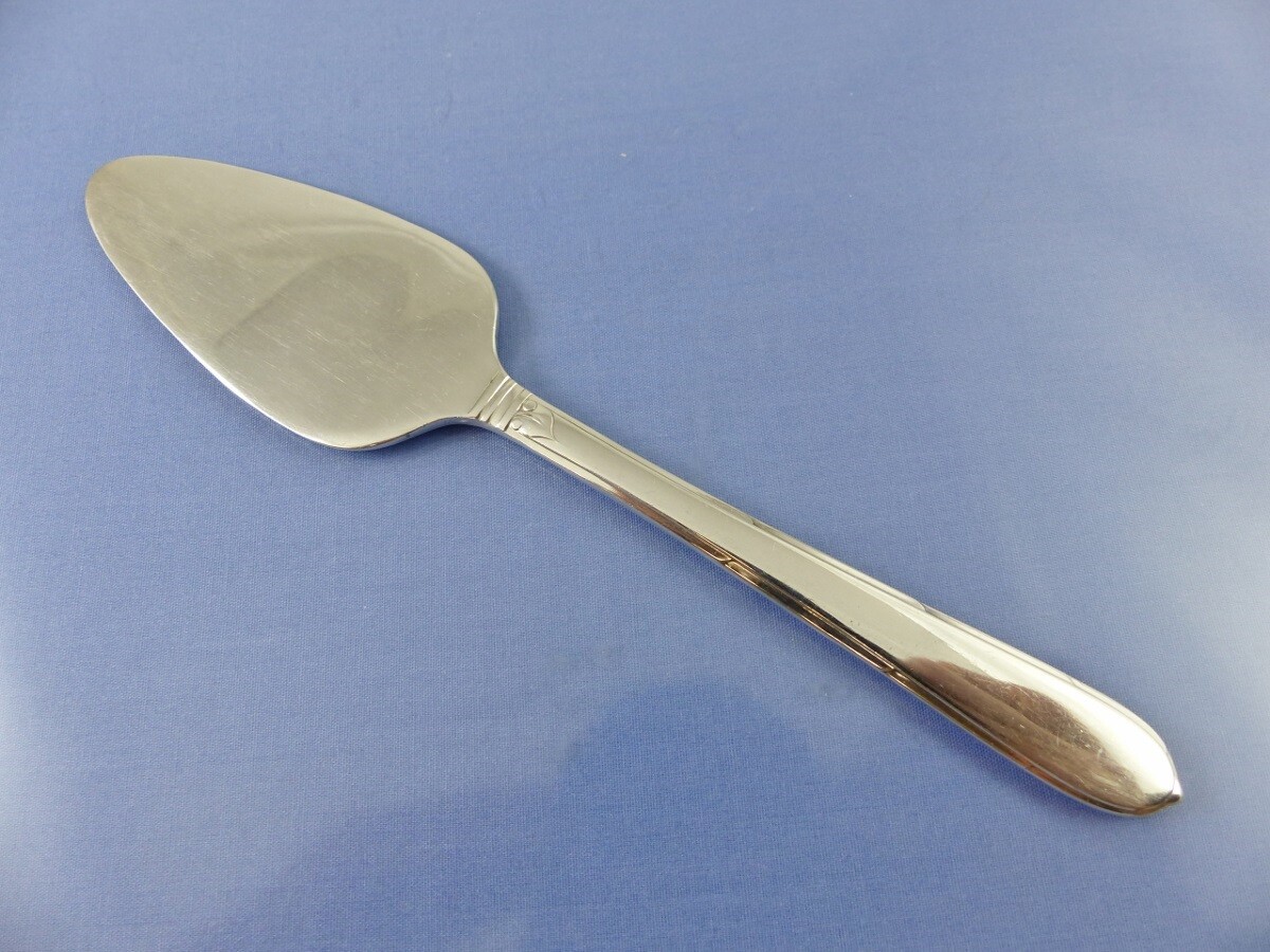 Berkeley Square 1935 Cheese Knife Server by Community