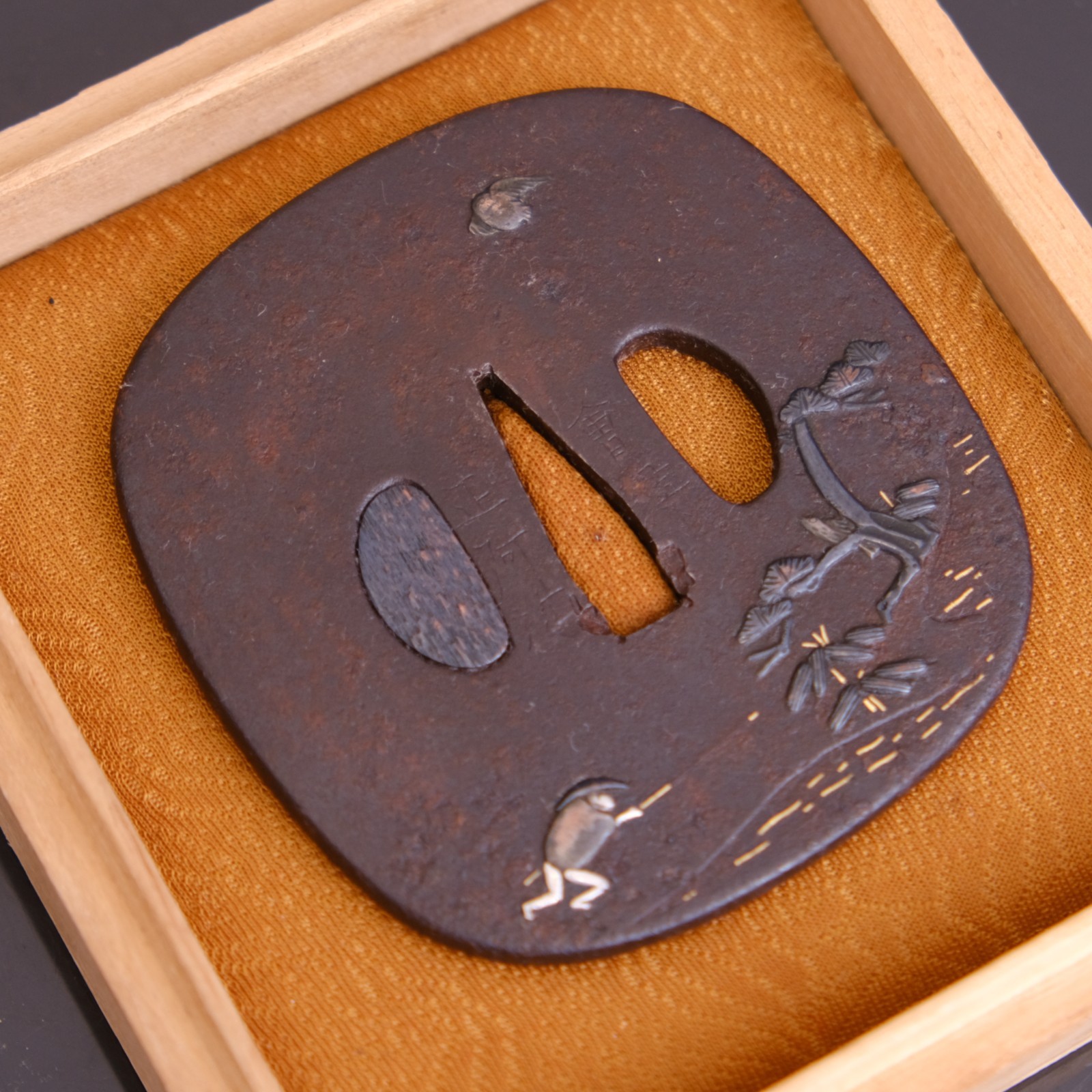 Japanese Iron Tsuba Aizu Shoami Inlaid Sword Guard Samurai Katana Fitting　會津 正阿弥