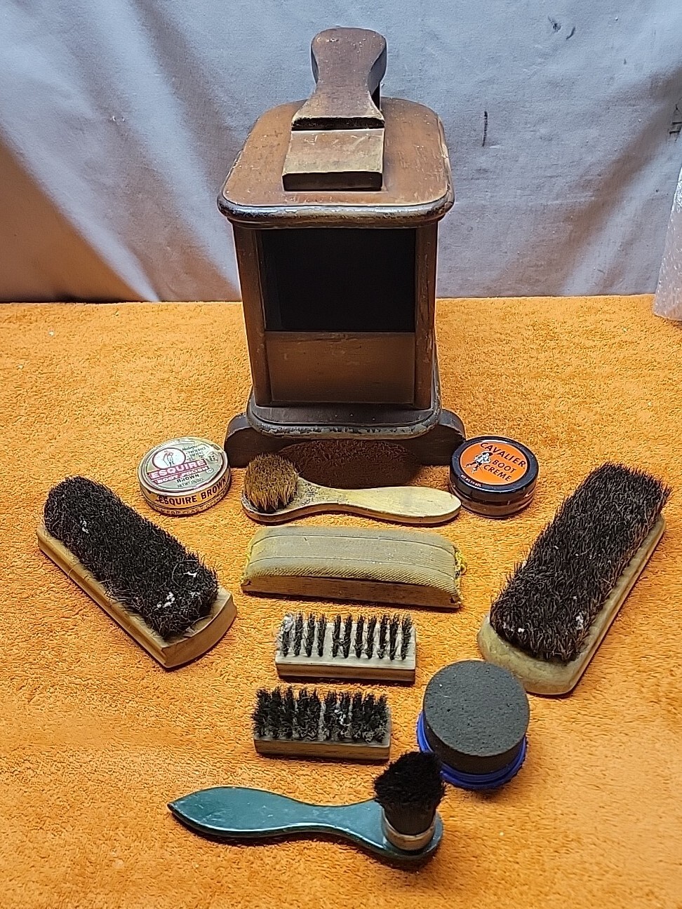 L•Antique 1900-1920’s Primitive Wood Shoeshine Box Curved Sides With Brushes