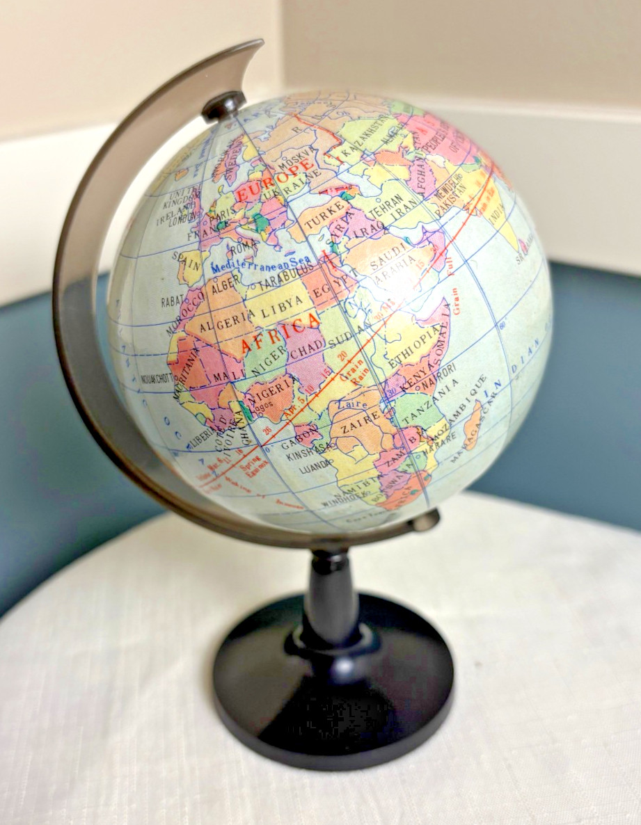 Small Tabletop World Globe w/ Ecliptic Line Path of the Sun 7.5 Inch Educational