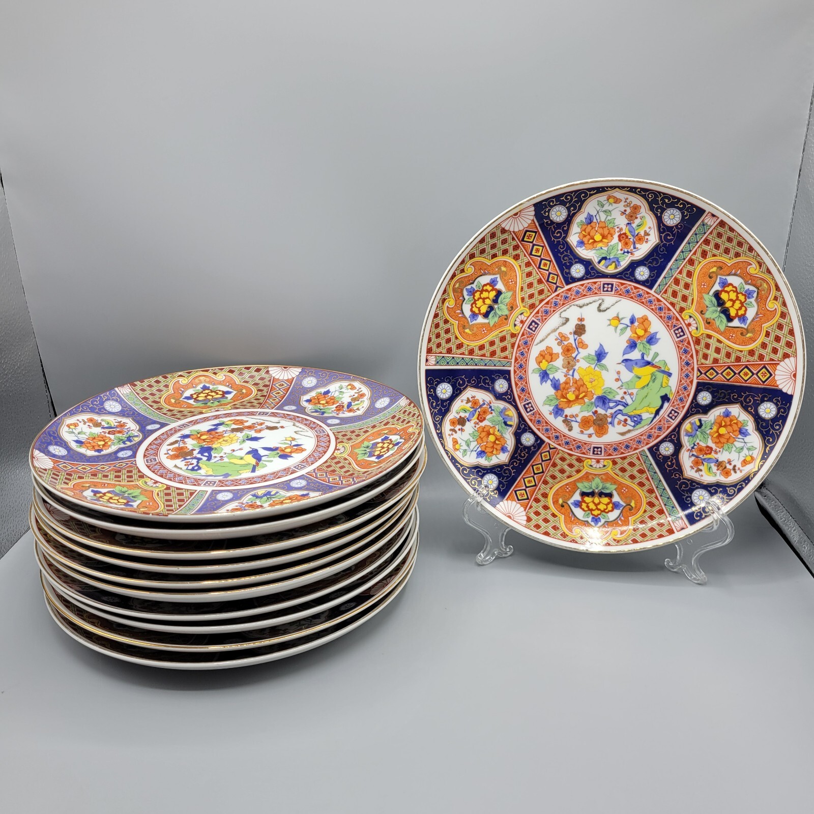 Vintage Fine Porcelain Imari Japanese Dinner Plates 10.25 In, Set Of 11