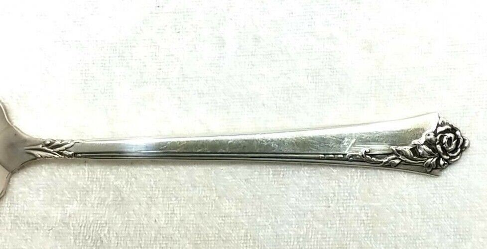 Heirloom (ONEIDA) Sterling Damask Rose Tomato Server Spoon No Monogram