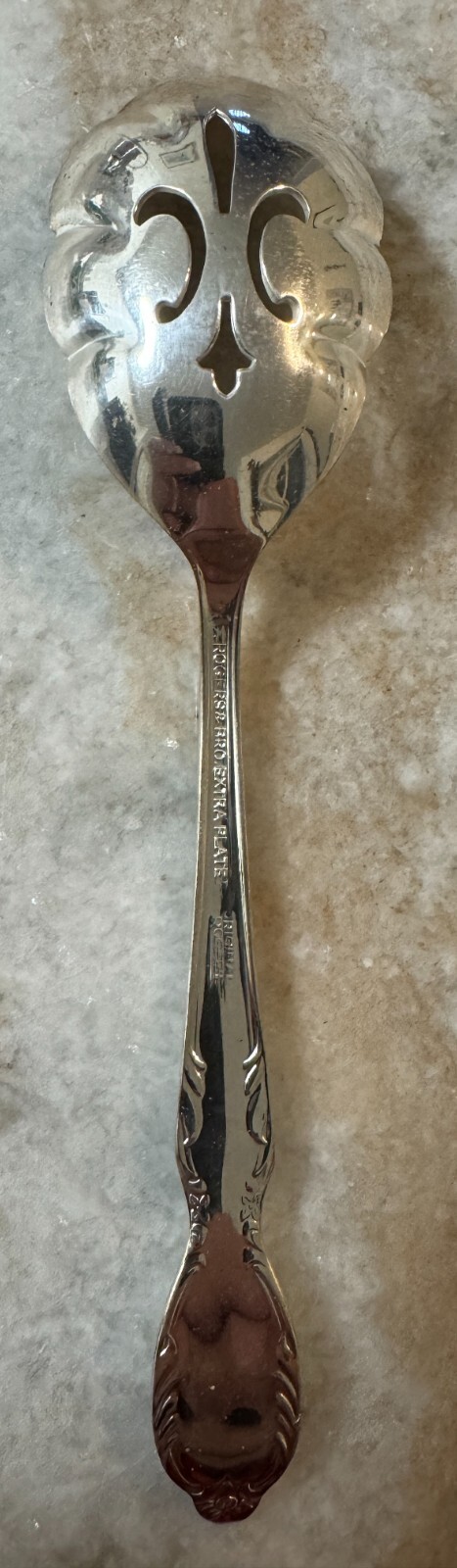 Large Sugar Sifter Royal Manor Silverplate 1956 by International Silver 6 1/4
